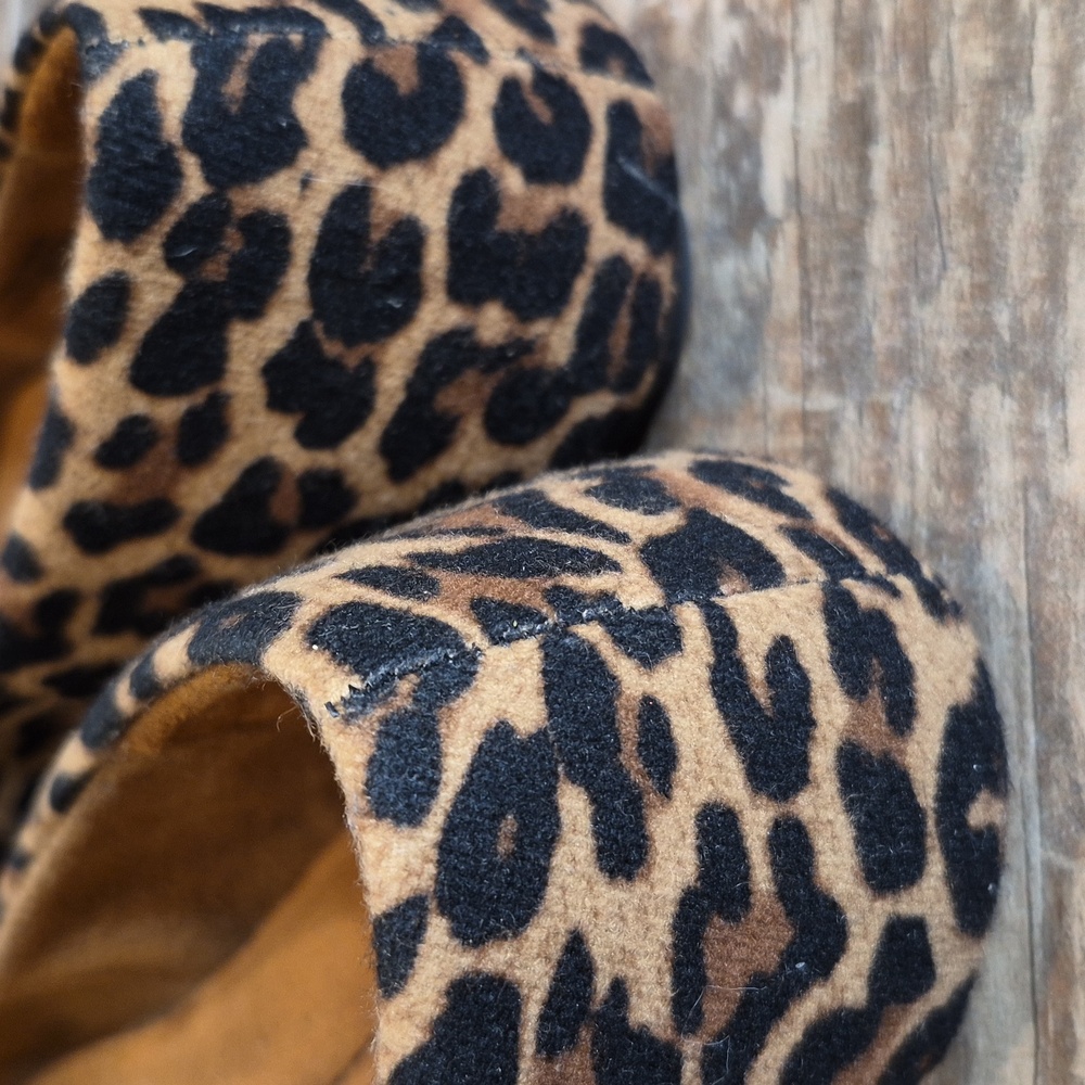 7/7.5 EuroSoft by Sofft Shainna Animal Print Comfy Ballet Flats - Picture 5 of 11
